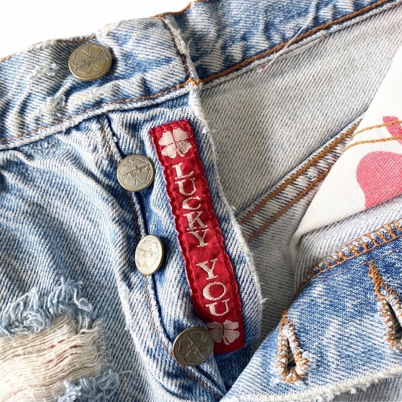 Vintage 90’s: Lucky ㋛ Destroyed Hippie Raw Hem Festival Cut Off Denim Shorts ㋛ - Picture 4 of 13